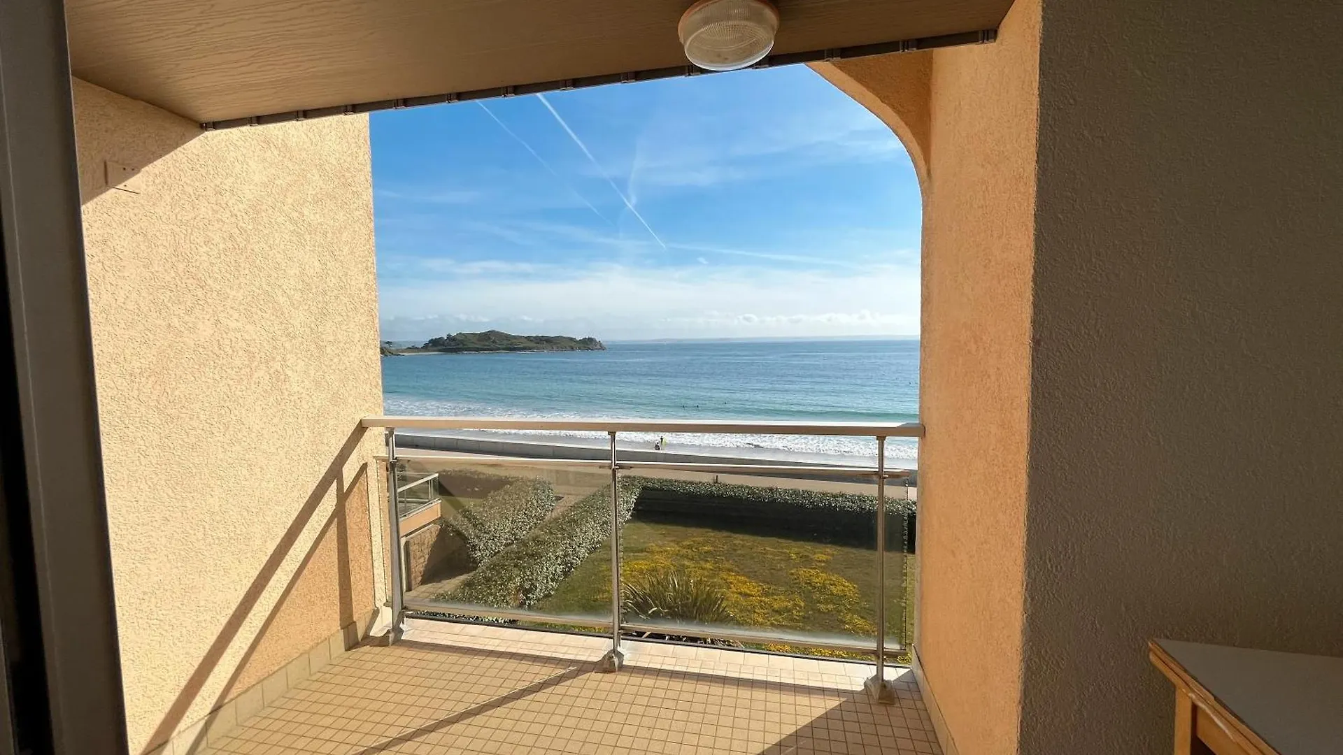 Duplex Vue Mer By Madame Est Servie Trébeurden