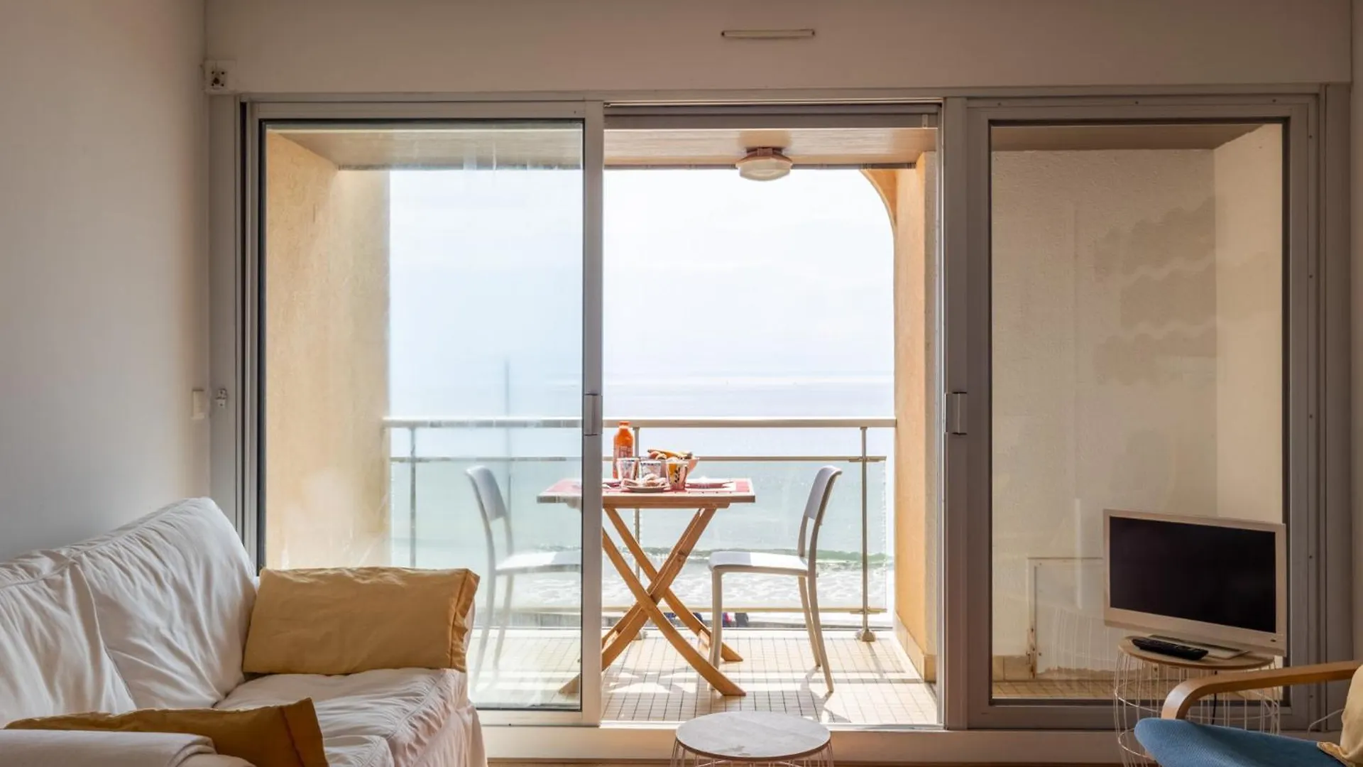 Duplex Vue Mer By Madame Est Servie Trébeurden